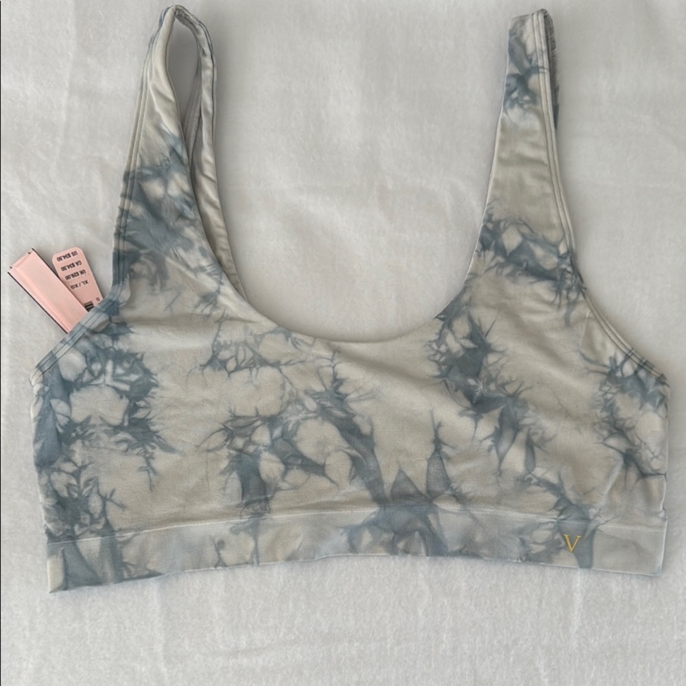 Victoria's Secret Gray and Blue Sports Bra with Artistic Design